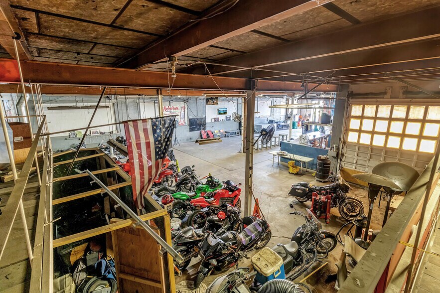 More Photos Of 142 Dutton Ave, Buffalo Warehouse For Sale