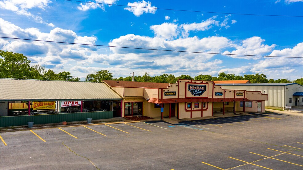 More Photos Of 6605 Hwy 54, Osage Beach Restaurant For Sale