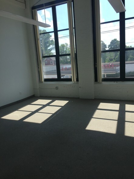 More Photos Of 134 Thurbers Ave, Providence Loft Creative Space For Lease