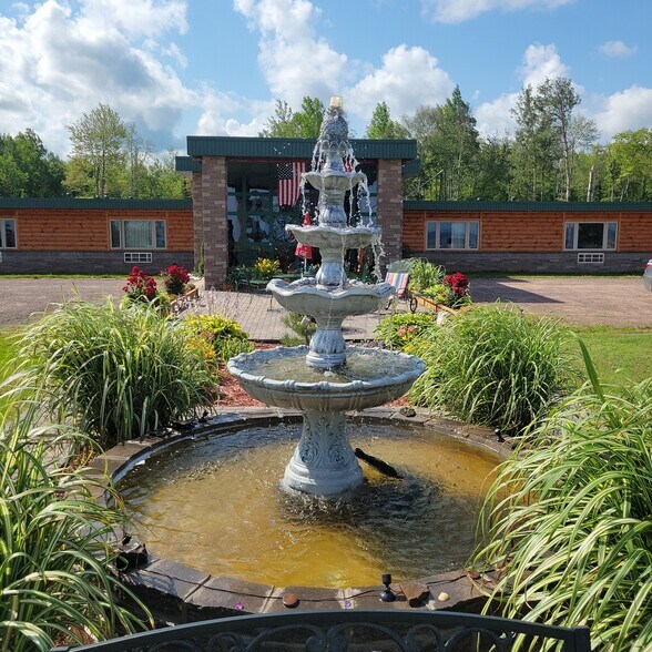 More Photos Of 35541 M107, Ontonagon Hotel For Sale