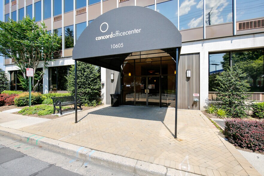 More Photos Of 10605 Concord St, Kensington Coworking Space