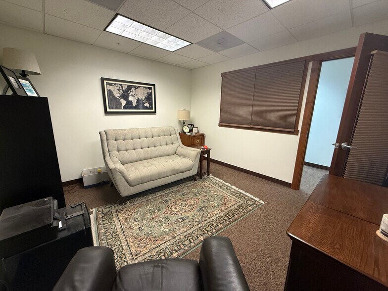 More Photos Of 1133 NW Wall St, Bend Apartments For Lease