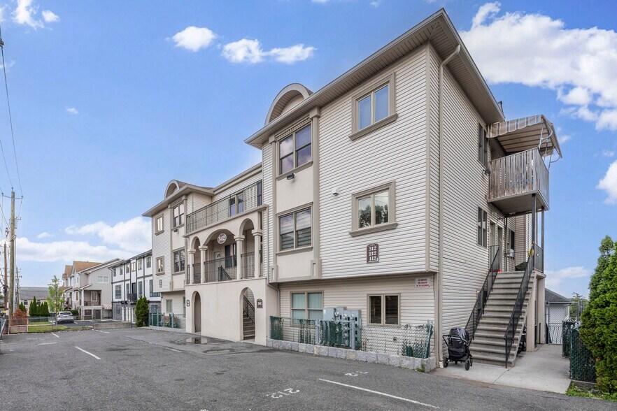 More Photos Of 342 Blauvelt Rd, Monsey Apartments For Sale