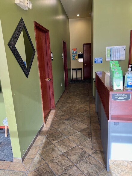More Photos Of 1720 N Hamilton St, Spokane Freestanding For Lease