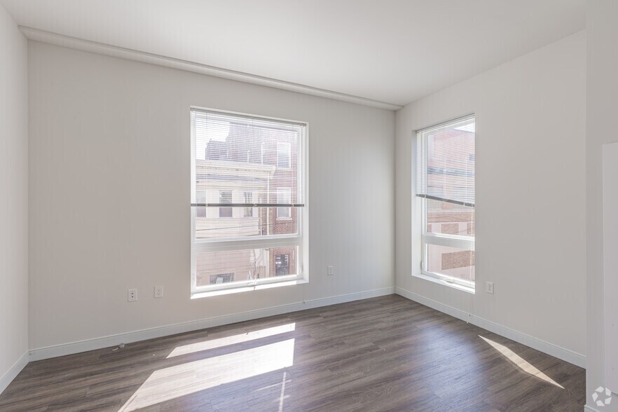 More Photos Of 116 W 9th St, Wilmington Apartments For Lease
