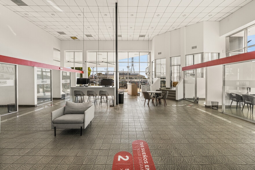 More Photos Of 8559 Artesia Blvd, Bellflower Auto Dealership For Sale
