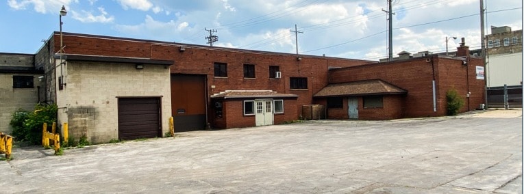 More Photos Of 1230 W Bruce St, Milwaukee Manufacturing For Lease