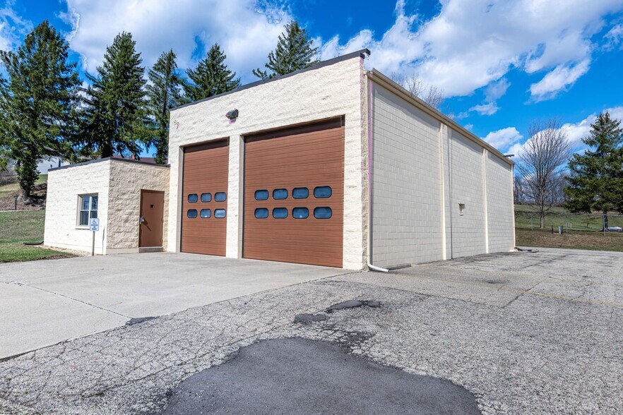 More Photos Of 5020 Frederick Pike, Dayton Warehouse For Sale