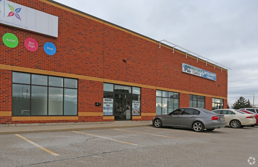 More Photos Of 245 Wyecroft Rd, Oakville General Retail For Lease