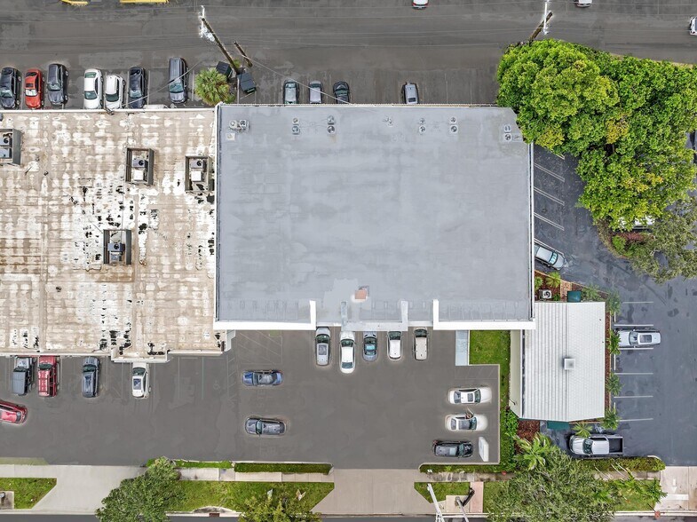 More Photos Of 5130 N Federal Hwy, Fort Lauderdale Storefront Retail Office For Lease