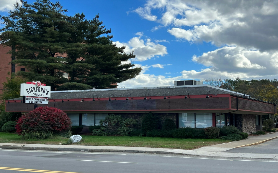 Primary Photo Of 325 Montvale Ave, Woburn Freestanding For Lease