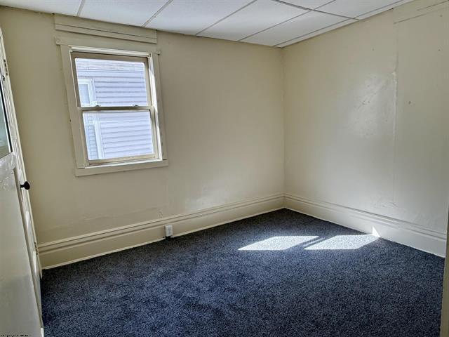 More Photos Of 1005 Locust Ave, Fairmont Specialty For Sale