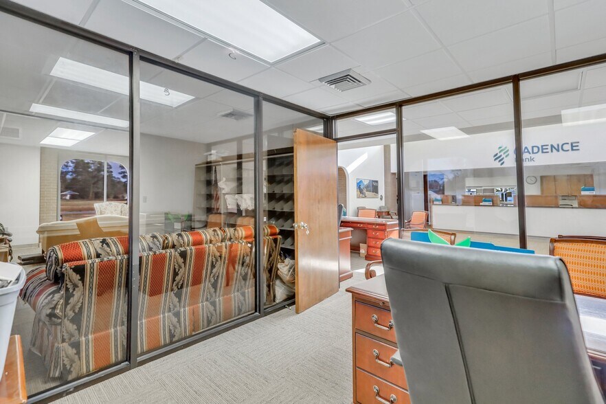 More Photos Of 176 S Main St, Reidsville Freestanding For Sale