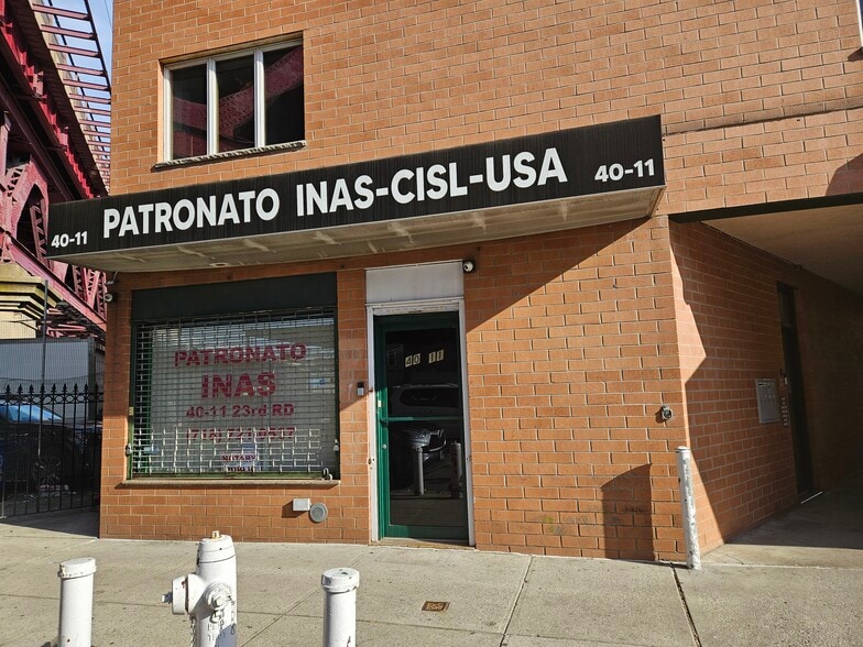 Primary Photo Of 4011 23rd Rd, Astoria Storefront Retail Residential For Lease