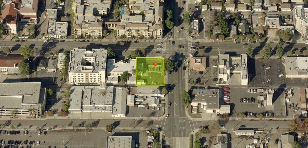 More Photos Of 242 E Commonwealth Ave, Fullerton Restaurant For Sale