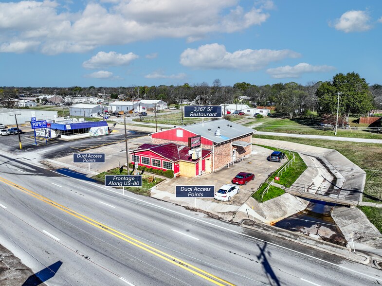 More Photos Of 705 E Moore Ave, Terrell Restaurant For Sale