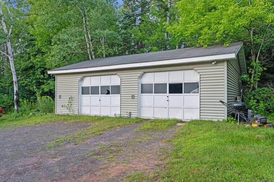 More Photos Of 4368 S County Road E, South Range General Retail For Sale