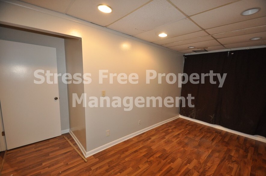 More Photos Of 2596 Nursery Rd, Clearwater Medical For Lease