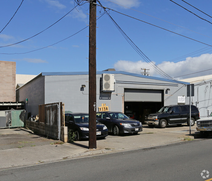 Primary Photo Of 254 Libby St, Honolulu Warehouse For Sale