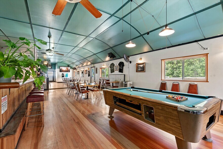 More Photos Of 53943 Hwy 86, Oxbow Specialty For Sale