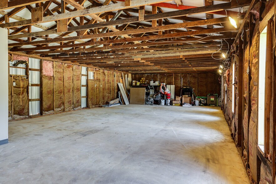 More Photos Of 6720 Dick Price Rd, Mansfield Office For Lease
