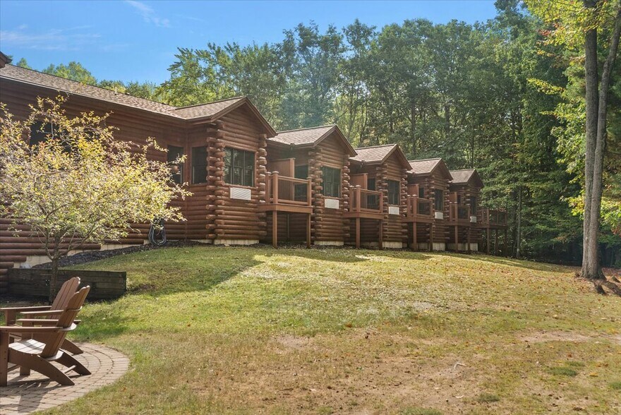 More Photos Of 3943 N Skookum Rd, Luther Hotel For Sale