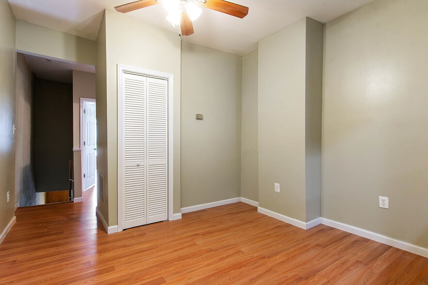 More Photos Of 2712 Pennsylvania Ave, Baltimore Storefront Retail Residential For Lease