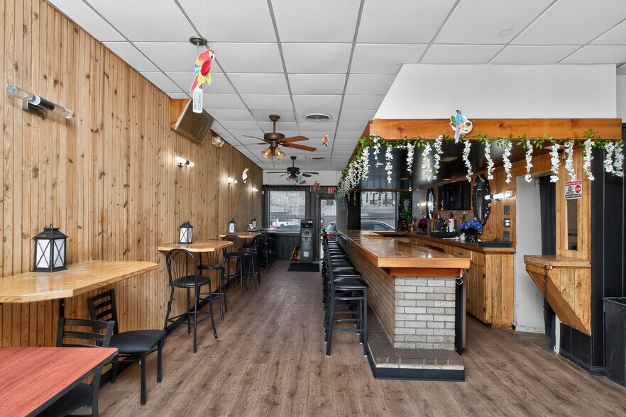 More Photos Of 427 S Pearl St, Albany Storefront Retail Residential For Sale