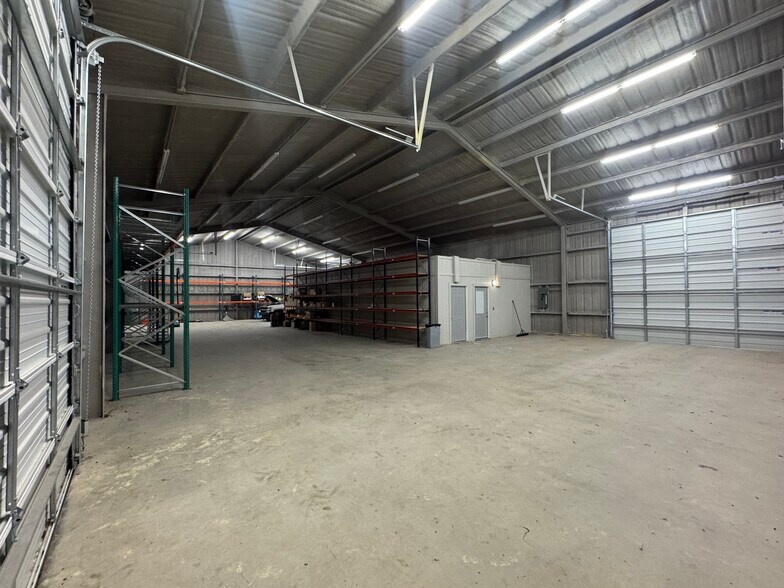 More Photos Of 5840 N FM 51, Weatherford Land For Lease