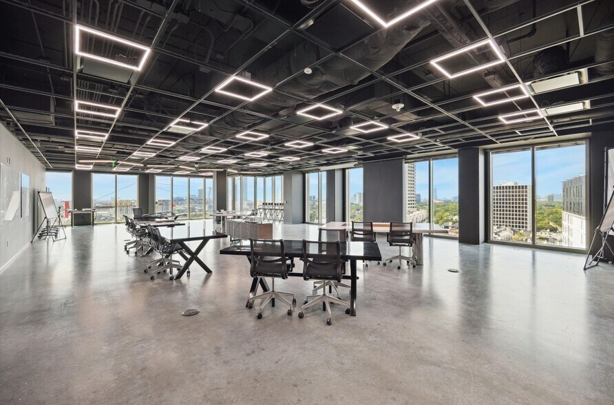 More Photos Of 2229 San Felipe St, Houston Office For Lease