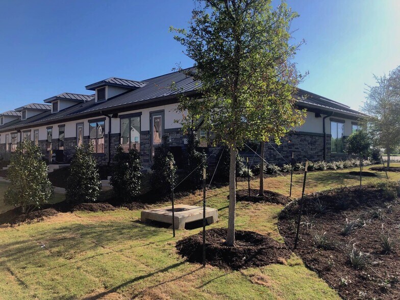 More Photos Of 1312 W Exchange Pkwy, Allen Medical For Lease