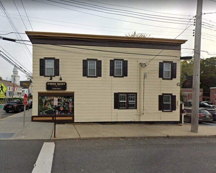 More Photos Of 402 Main St, Port Jefferson Storefront Retail Residential For Sale