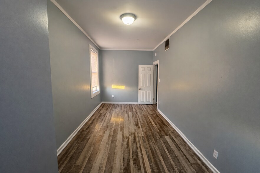 More Photos Of 223-227 E Dominick St, Rome Storefront Retail Residential For Sale