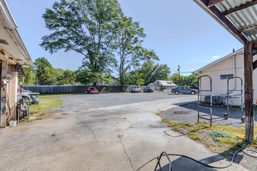 More Photos Of 36 W Butler St NW, Rome Specialty For Sale