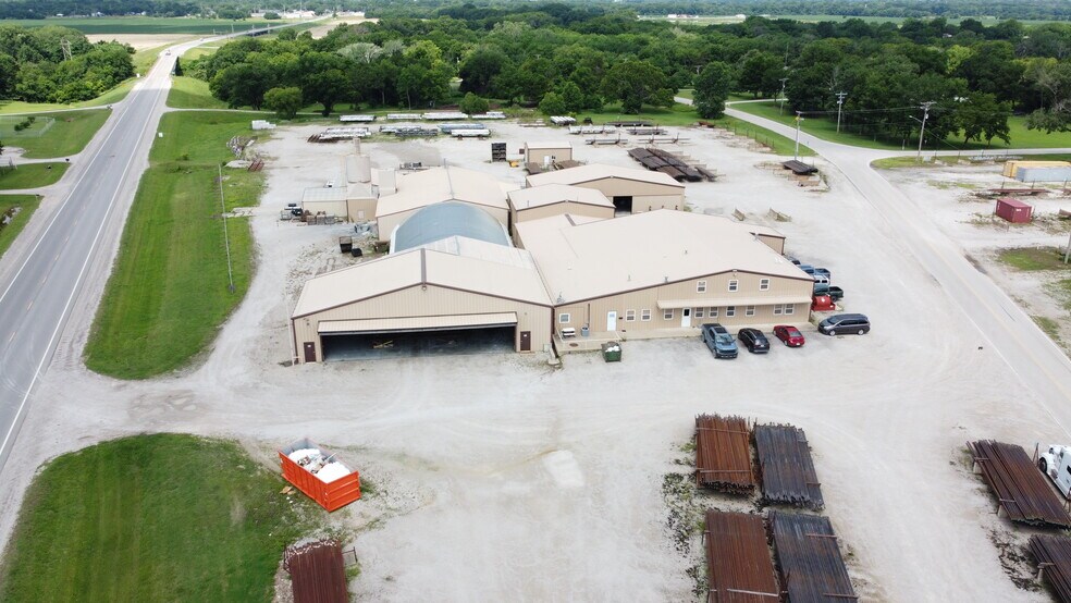 More Photos Of 4305 CR 4410, Independence Industrial For Sale