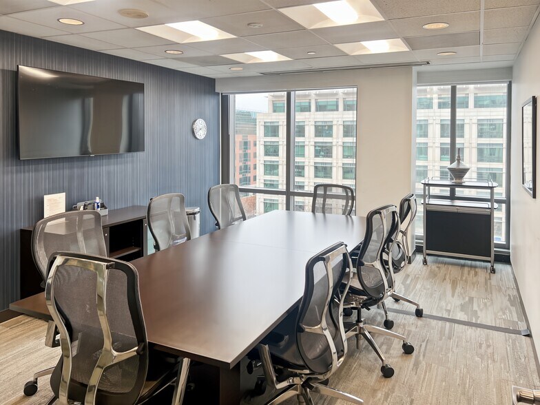 More Photos Of 4250 N Fairfax Dr, Arlington Coworking Space