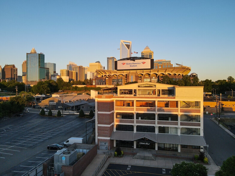 More Photos Of 800 Westmere Ave, Charlotte Office For Lease