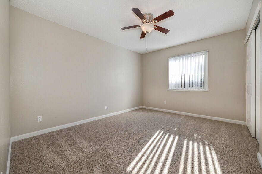 More Photos Of 10501 Croetto Way, Rancho Cordova Apartments For Sale