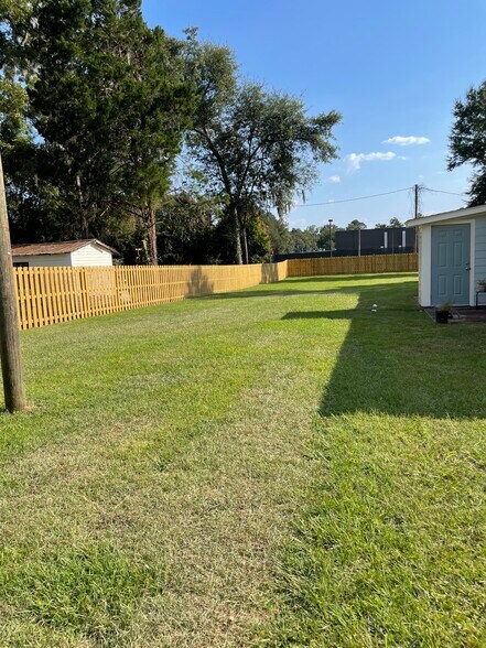 More Photos Of 402 E Evans St, Bainbridge Apartments For Sale