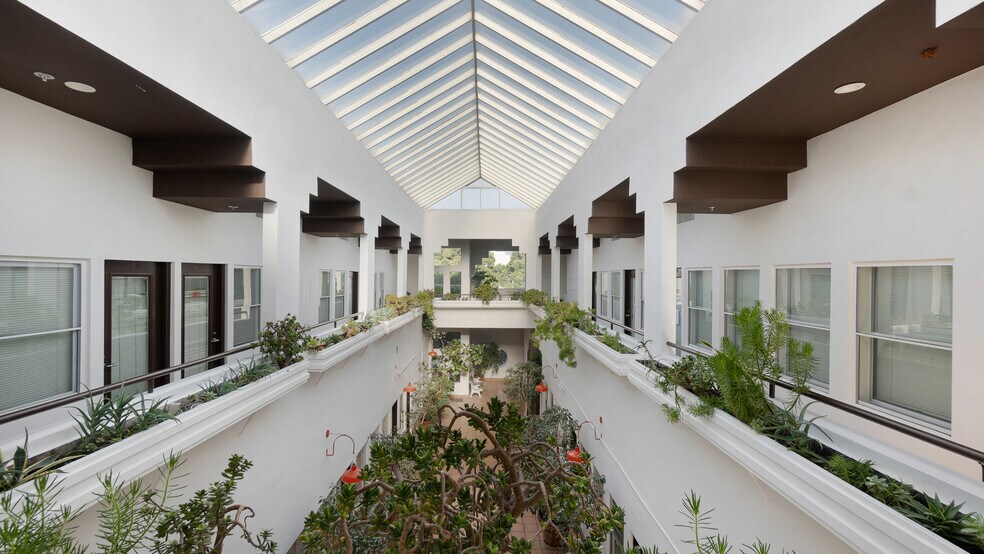 More Photos Of 1460 7th St, Santa Monica Medical For Lease