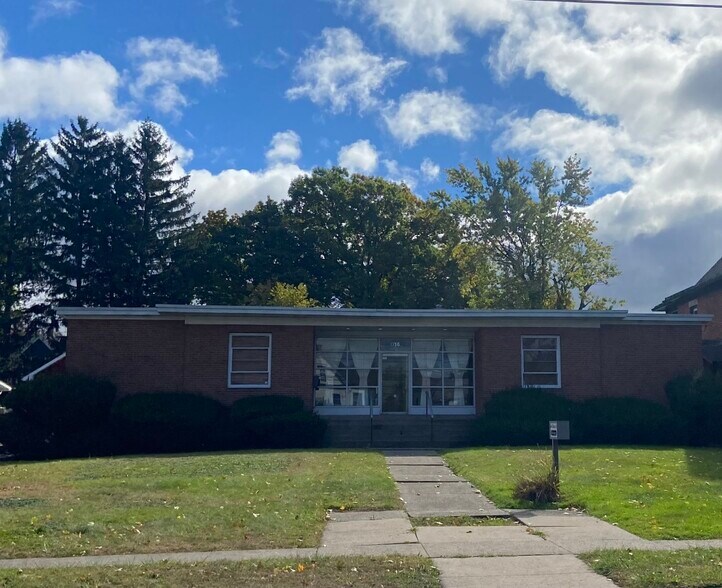 Primary Photo Of 1736 Sanderson Ave, Scranton Rehabilitation Center For Sale