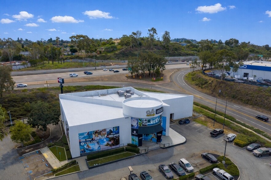 Primary Photo Of 5270 Jackson Dr, La Mesa Freestanding For Sale