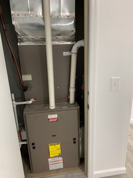 More Photos Of 226 New Brunswick Ave, Perth Amboy Apartments For Lease