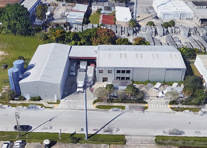 Primary Photo Of 1702 Atlanta Ave, Orlando Warehouse For Sale
