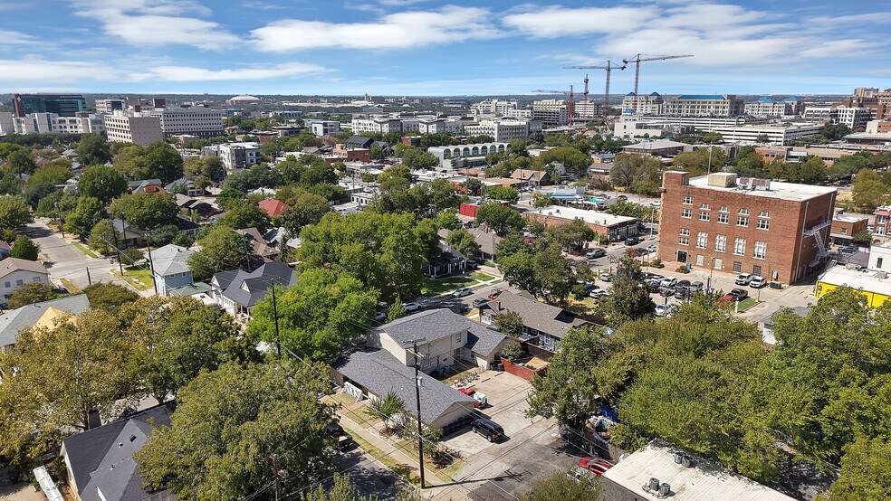 More Photos Of 1329 5th Ave, Fort Worth Multifamily For Sale