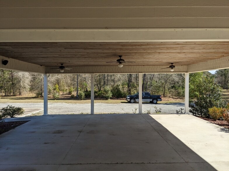 More Photos Of 7495 Union Rd, Hahira Restaurant For Sale