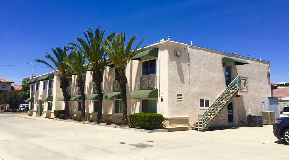 More Photos Of 1862 S Broadway, Santa Maria Office For Lease