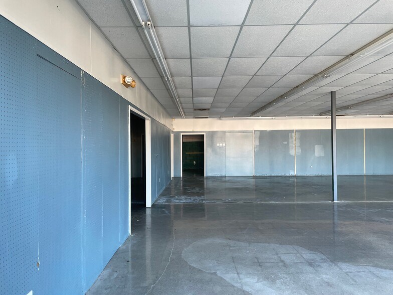 More Photos Of 2920 Grand Ave, Fort Smith Freestanding For Lease