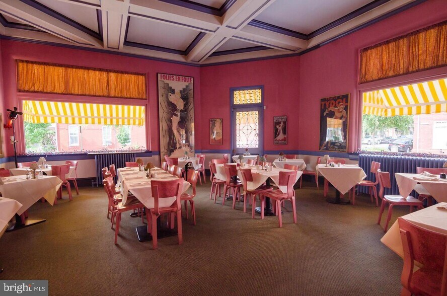 More Photos Of 201 E German St, Shepherdstown Storefront For Sale