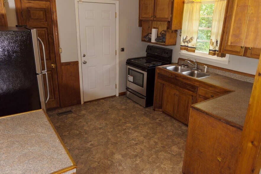 More Photos Of 316 Homestead Rd, Nashville Land For Lease